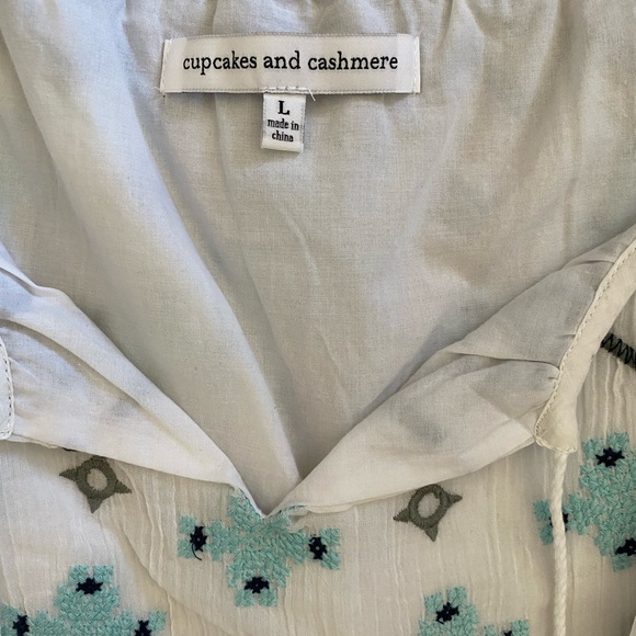 Cupcakes and Cashmere Embroidered Cotton Dress NWOT - Picture 5 of 7